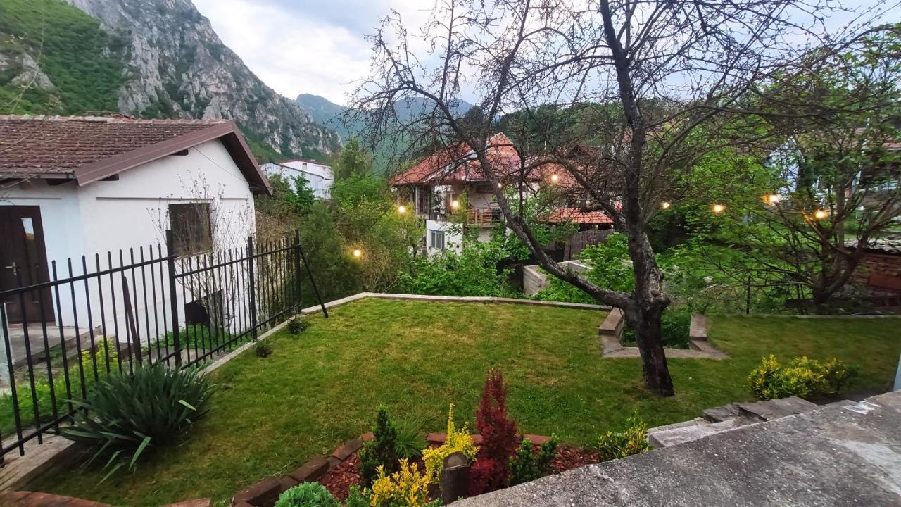 Jovanov Residence - Remote & Accessible Dolna Matka Esterno foto