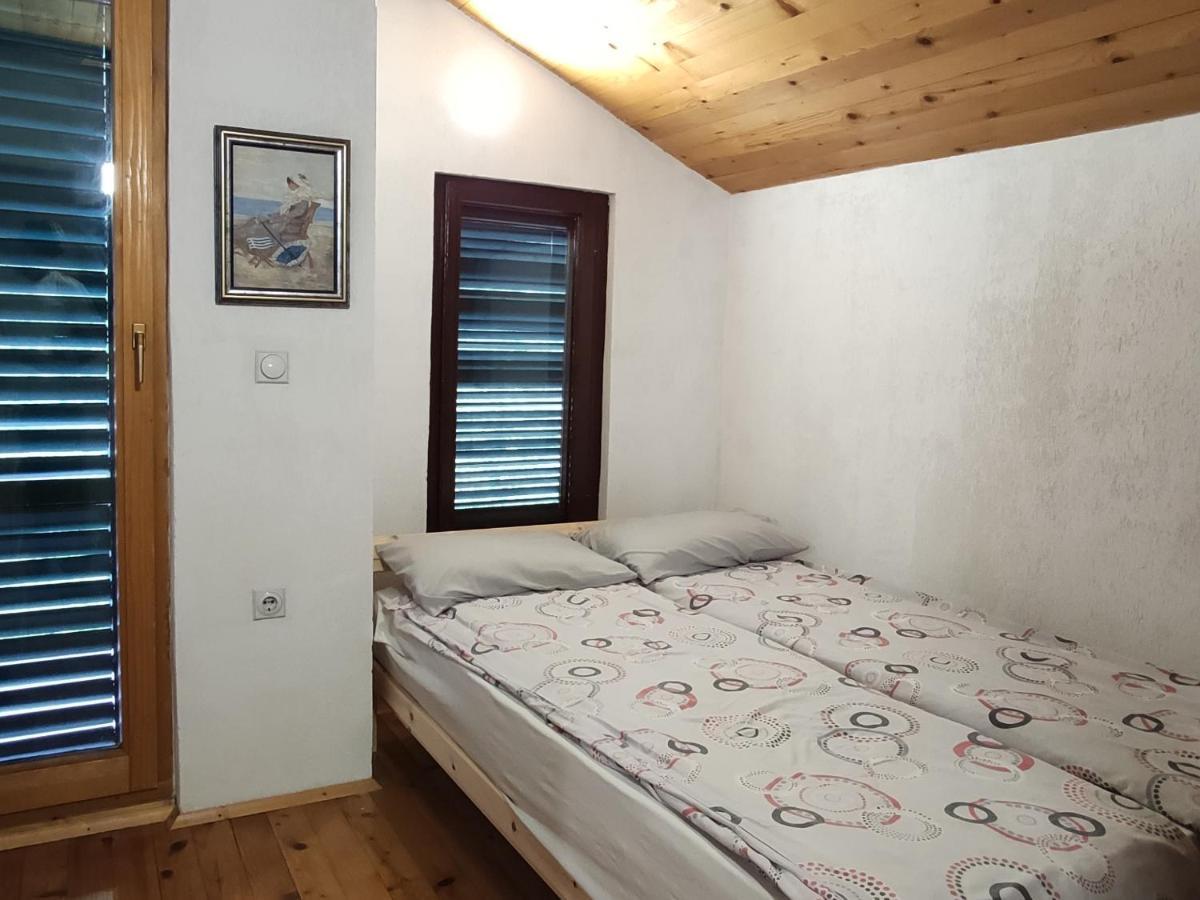 Jovanov Residence - Remote & Accessible Dolna Matka Esterno foto